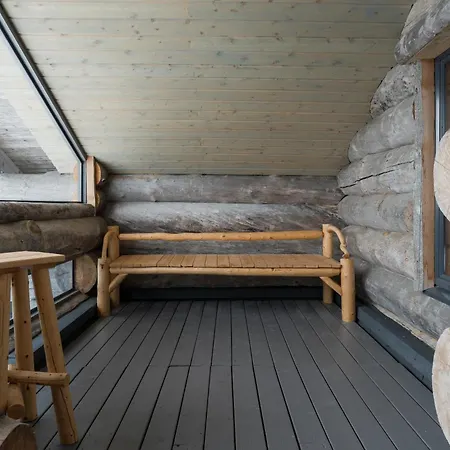 Auroras By Kaltios, Kaltionkuusi * Levi