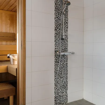 Auroras By Kaltios, Kaltionkuusi * Levi