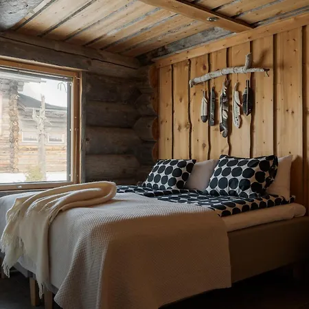 Apartment Auroras By Kaltios, Kaltionkuusi